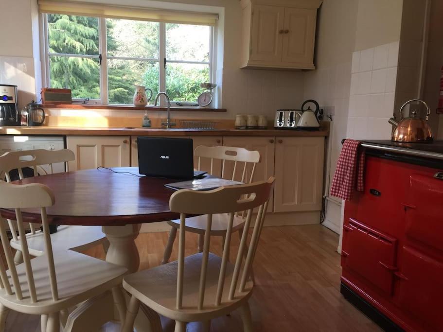 Forestry Cottage. Hot Tub, Open Fire, Dog Friendly Gaywood Exterior photo